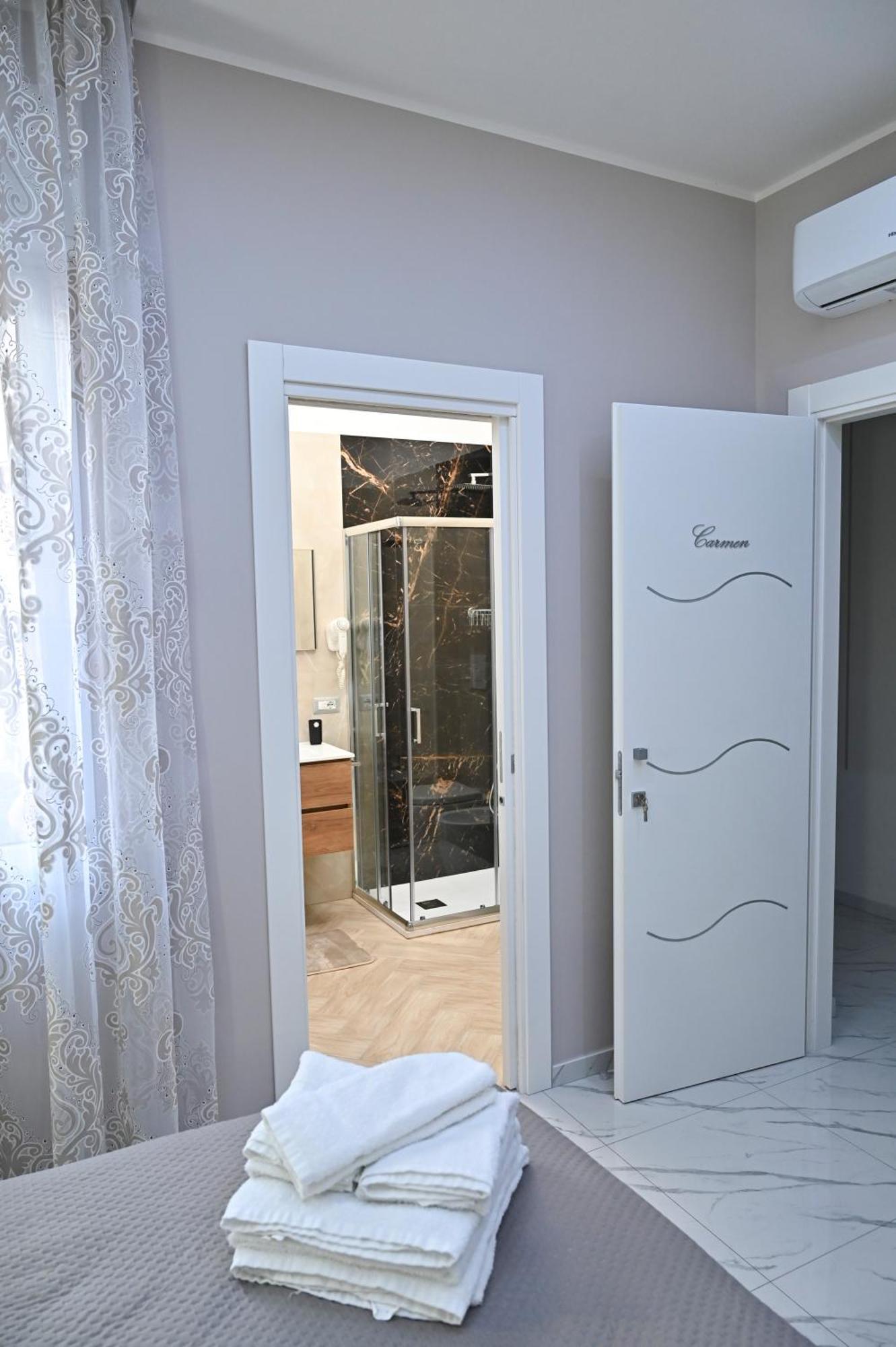 مبيت وإفطار نابولي Bebsantaniellohouse1 المظهر الخارجي الصورة